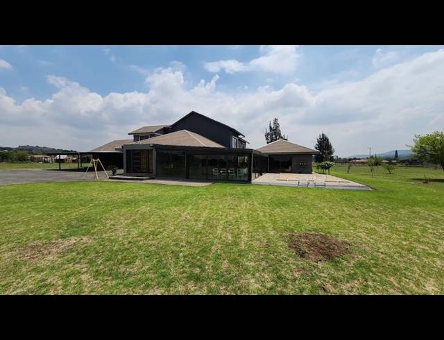 FARM FOR SALE IN BLUE SADDLE RANCHES